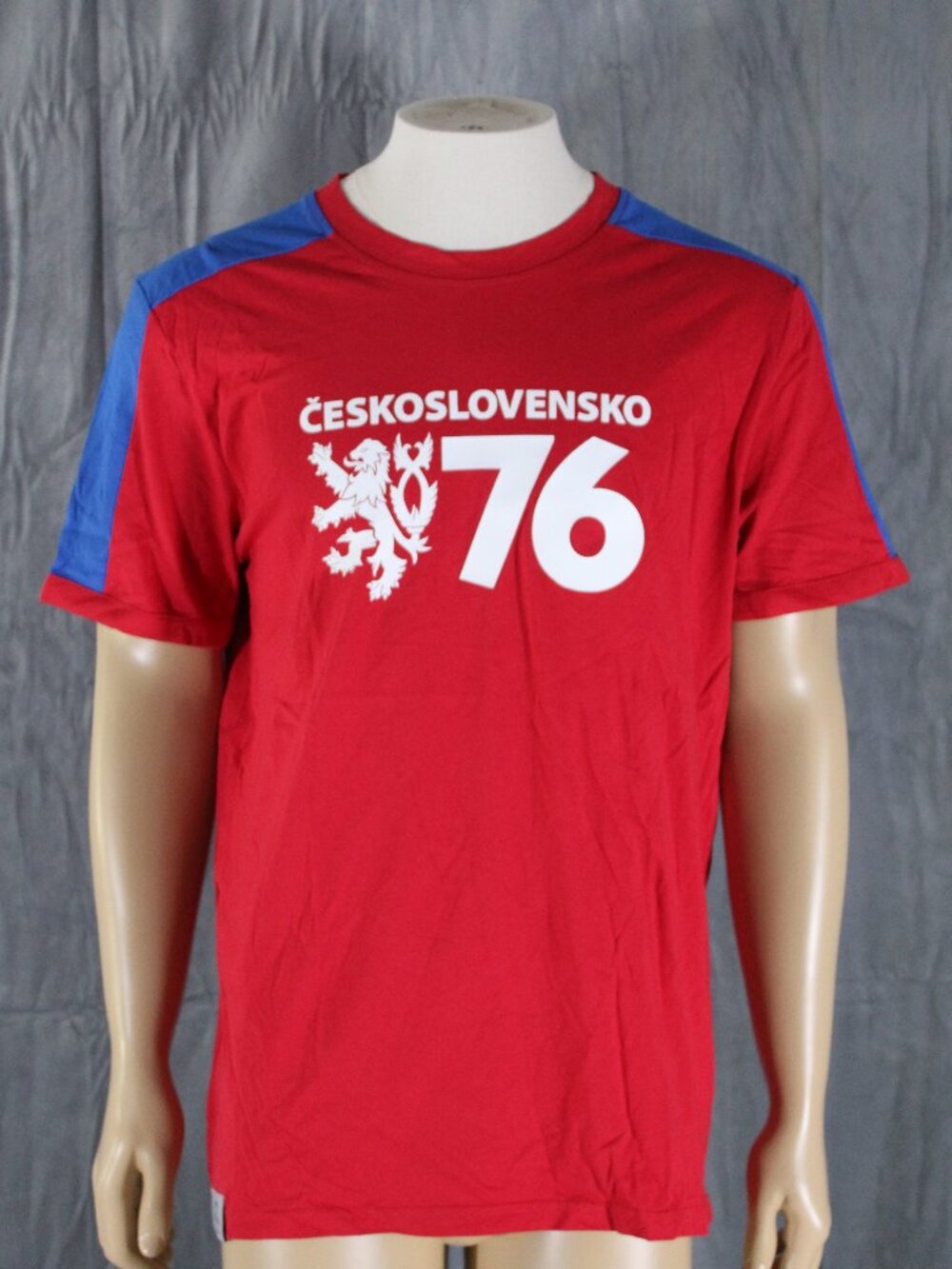 Soccer Shirt - Team Czechoslovakia 1976 Euro Champions - Men's Large